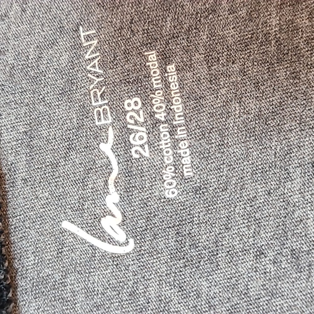 Lane Bryant Sequined Lips Tee Shirt - Picture 8 of 12